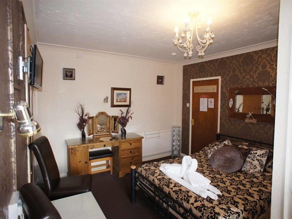 The Eastleigh 4*