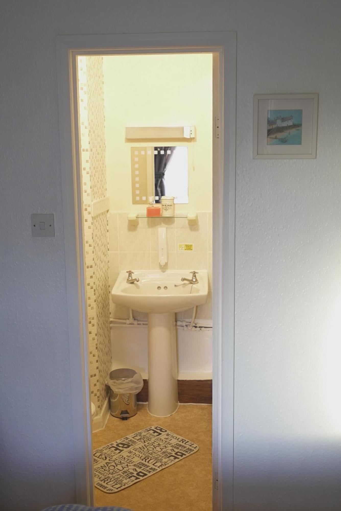 The Eastleigh Guest house